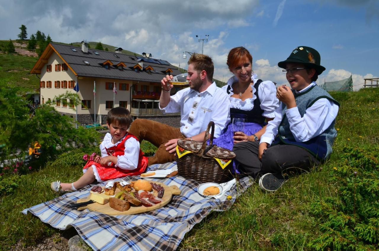 Rifugio Capanna Passo Valles Falcade Eksteriør bilde