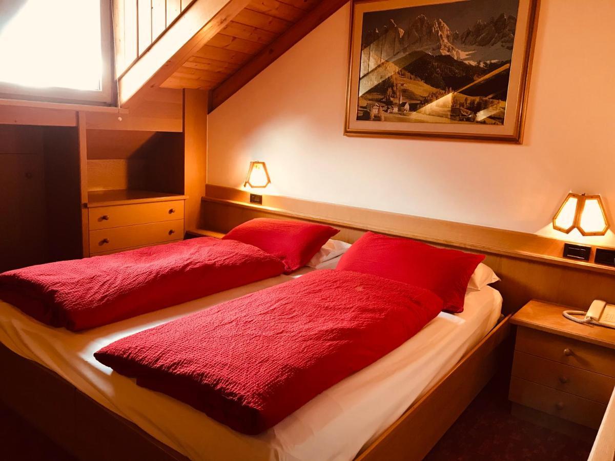 Rifugio Capanna Passo Valles Falcade Eksteriør bilde