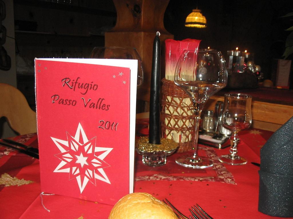 Rifugio Capanna Passo Valles Falcade Eksteriør bilde